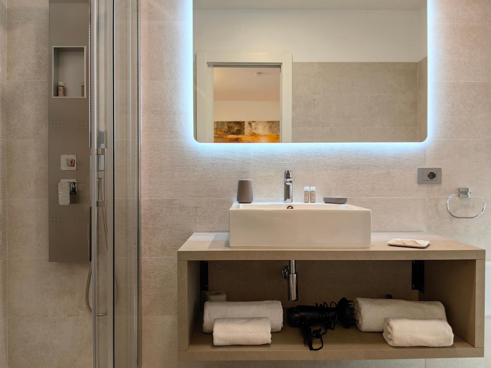 Galleria Roma Art Guesthouse Oristano Dış mekan fotoğraf